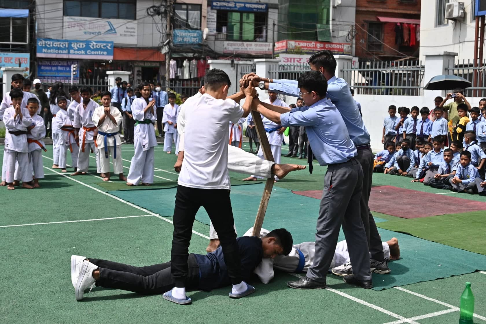 गुरु पूर्णिमाका अवसरमा दरबार स्कुलका विद्यार्थीले देखाए काैशल (तस्वीरहरू)